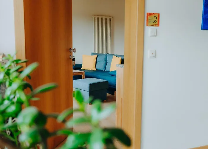 Guest house Lindenhaus 3*