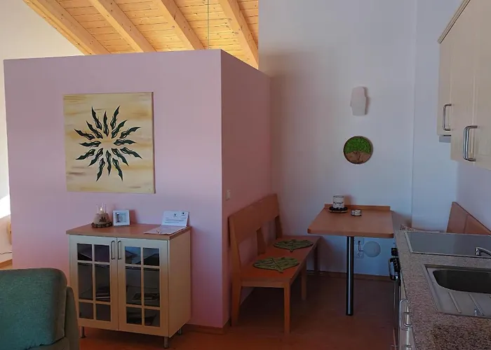 Guest house Lindenhaus 3*